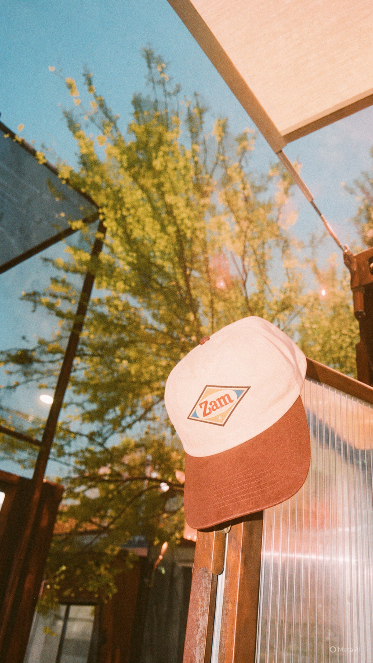 Rust-Coast Series 02 - Beige/Brown